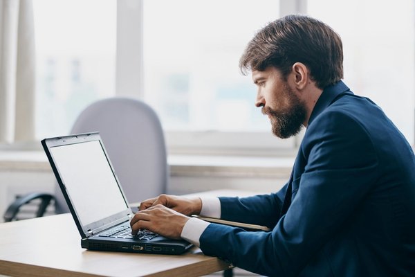 Emploi pour tout le monde : l'intérêt de visiter des portails professionnels en ligne